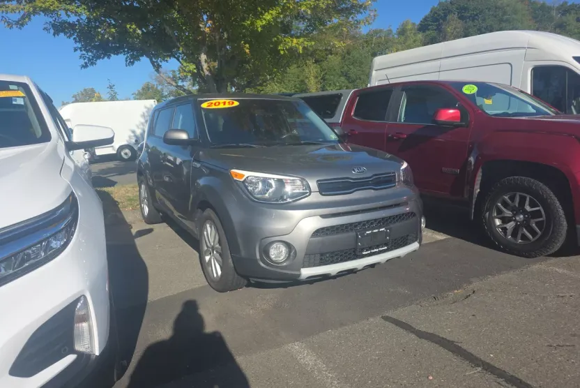 2019 Kia Soul Plus photo 1
