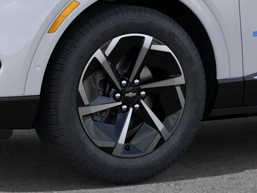 2025 Chevrolet Equinox LT photo 1
