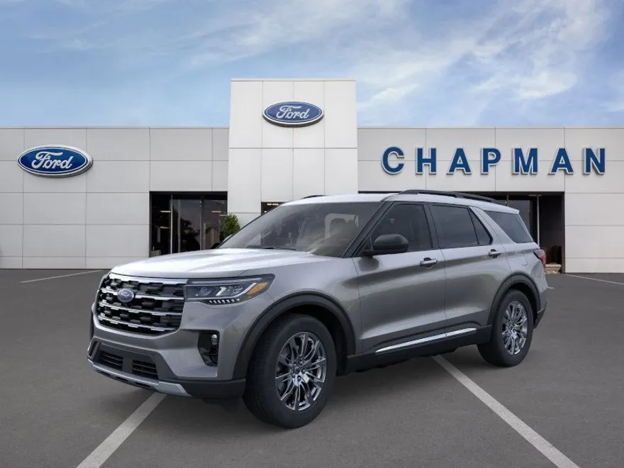 2025 Ford Explorer photo 1