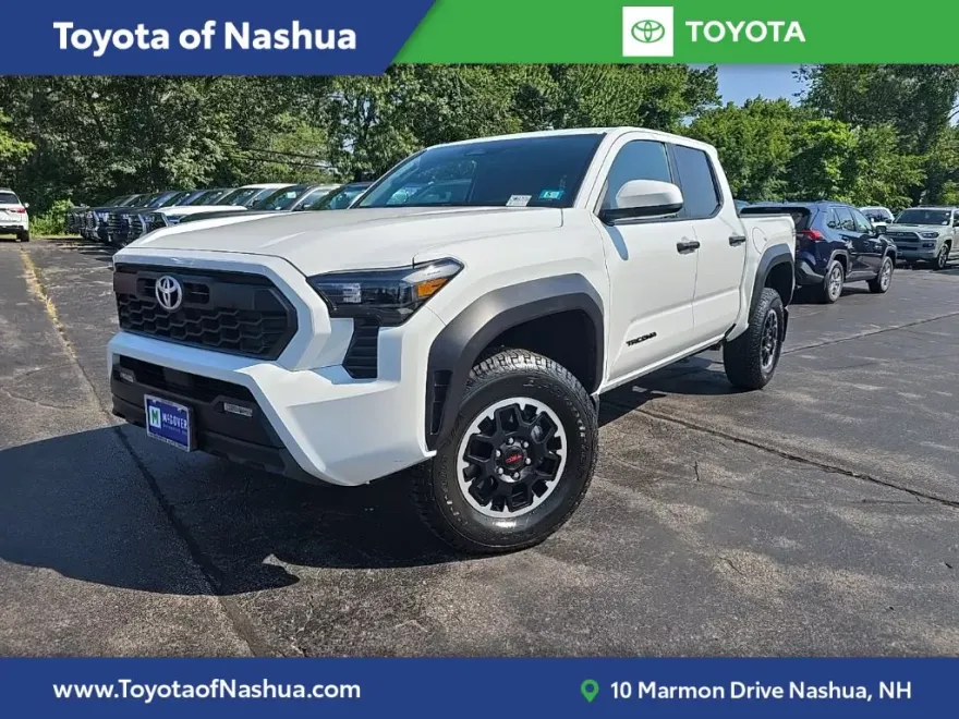 2025 Toyota Tacoma TRD Off-Road photo 1