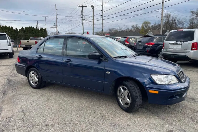 2002 Mitsubishi Lancer ES photo 1