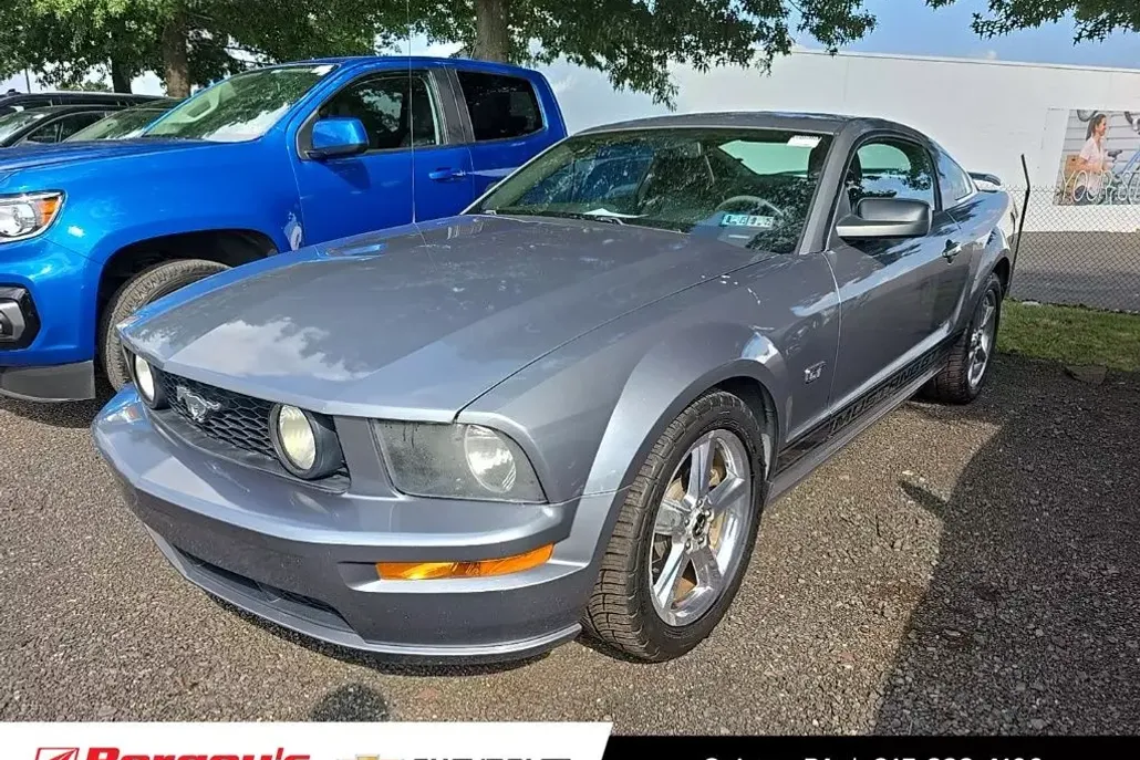 2007 Ford Mustang GT Deluxe photo 1