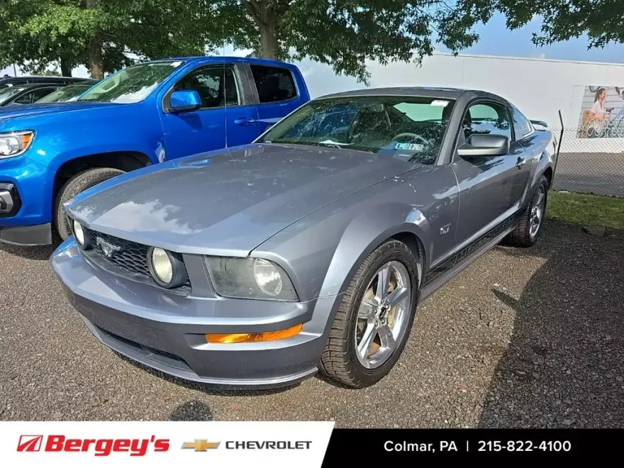 2007 Ford Mustang GT Deluxe photo 1