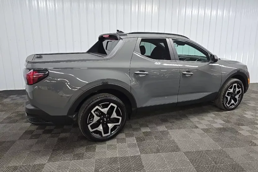 2024 Hyundai Santa Cruz Limited photo 1