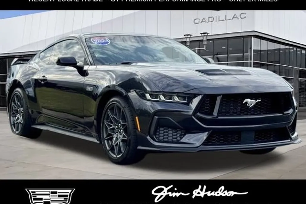 2024 Ford Mustang GT Premium photo 1