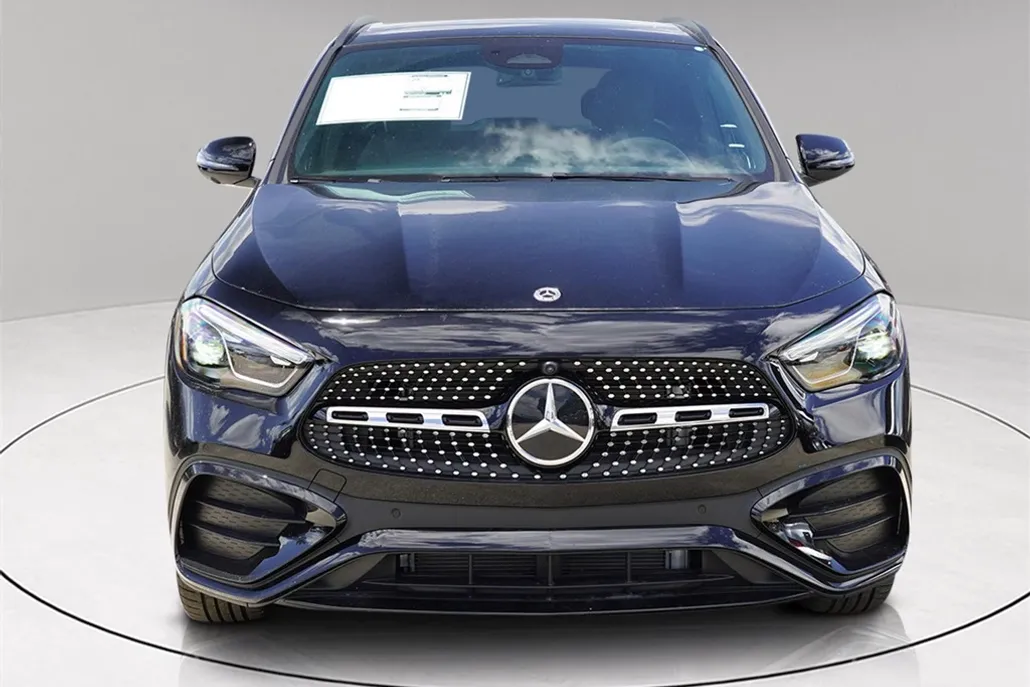 2025 Mercedes Benz GLA 250 photo 1