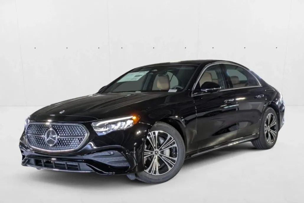 2026 Mercedes Benz E 350 Sedan photo 1