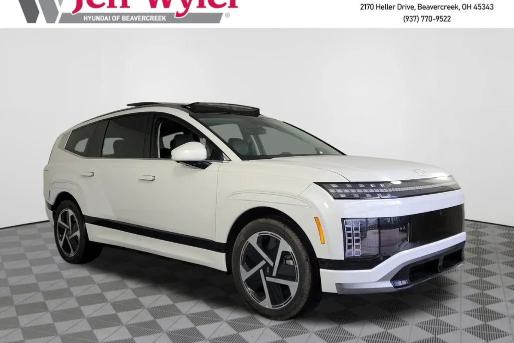 2026 Hyundai Ioniq photo 1