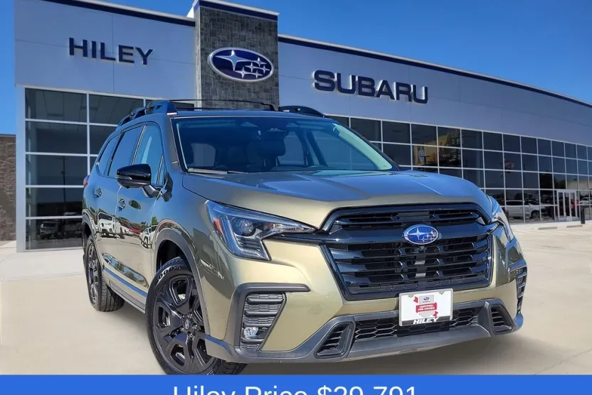 2023 Subaru Ascent Onyx Edition photo 1