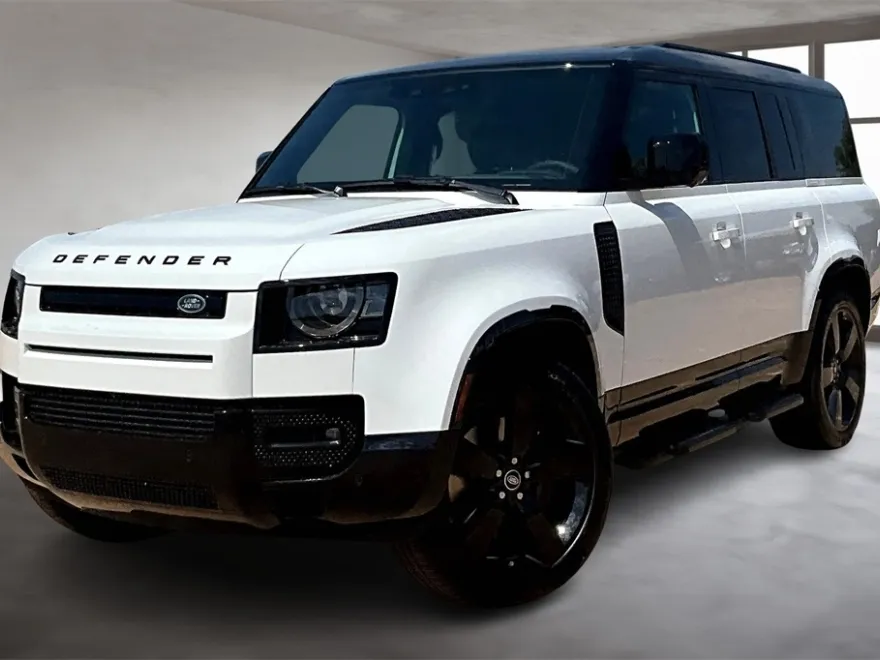 2025 Land Rover Defender 130 X-Dynamic SE photo 1