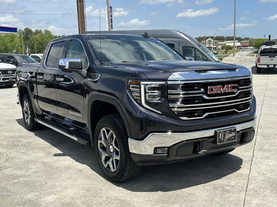 2022 Gmc Sierra 1500 SLT photo 1