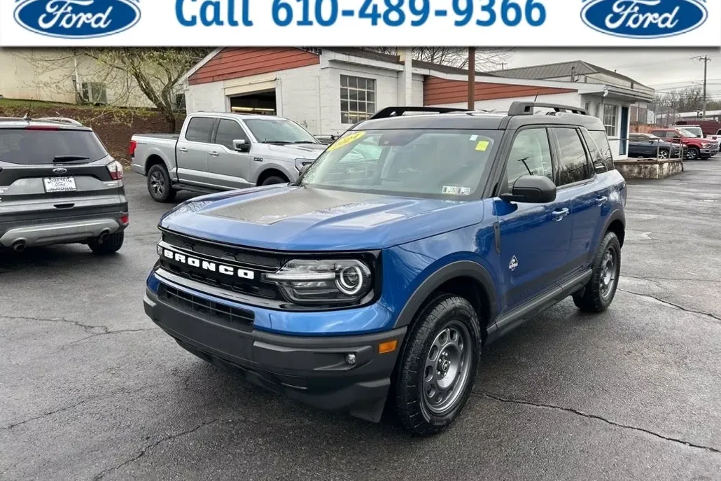 2024 Ford Bronco Sport Outer Banks photo 1