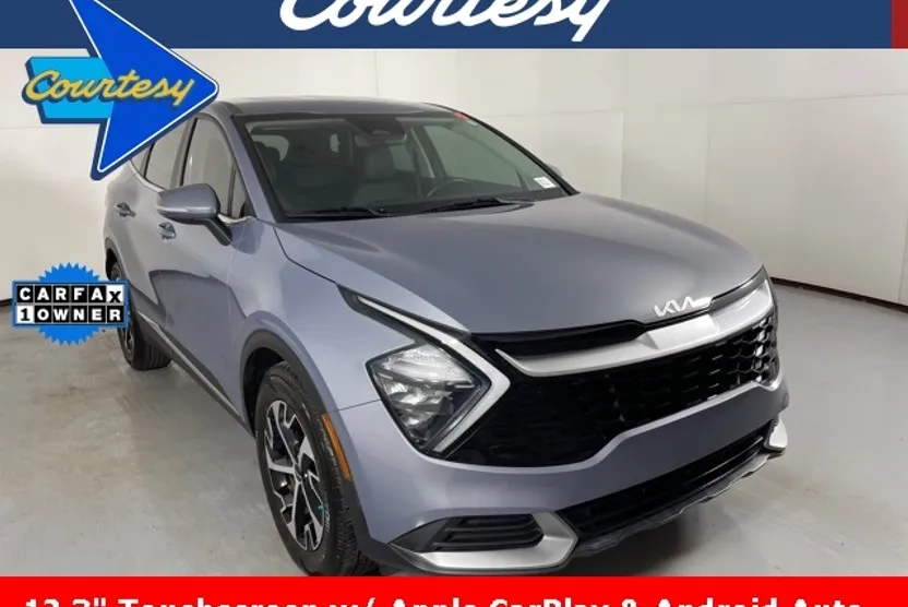 2023 Kia Sportage EX photo 1