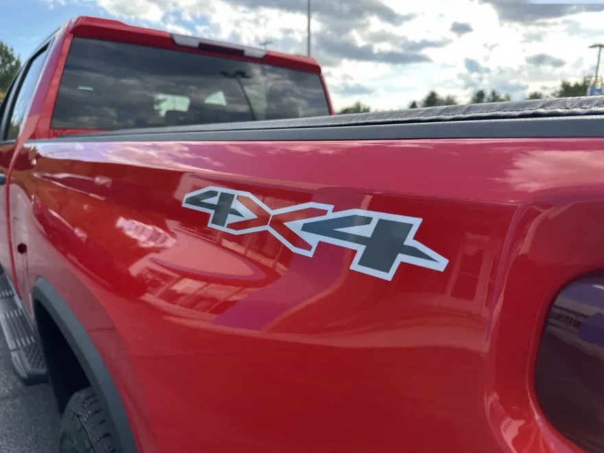 2022 Chevrolet Silverado 2500HD Custom photo 1