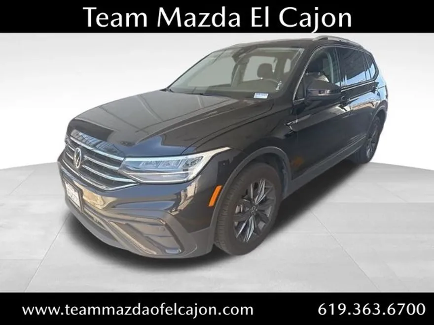 2023 Volkswagen Tiguan SE photo 1