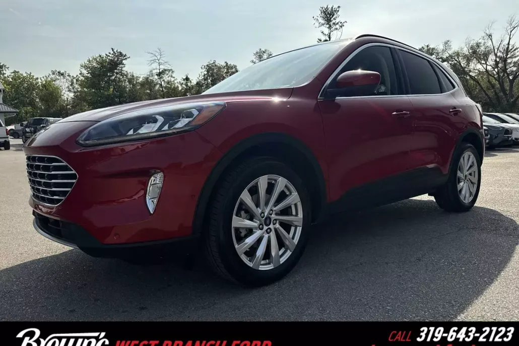 2022 Ford Escape Titanium photo 1