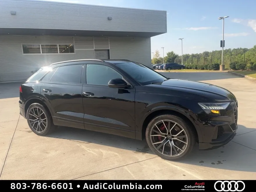 2023 Audi SQ8 Premium Plus photo 1