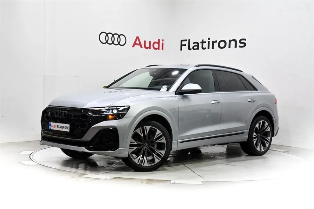2025 Audi Q8 Premium Plus photo 1
