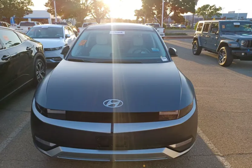 2023 Hyundai Ioniq 5 SEL photo 1