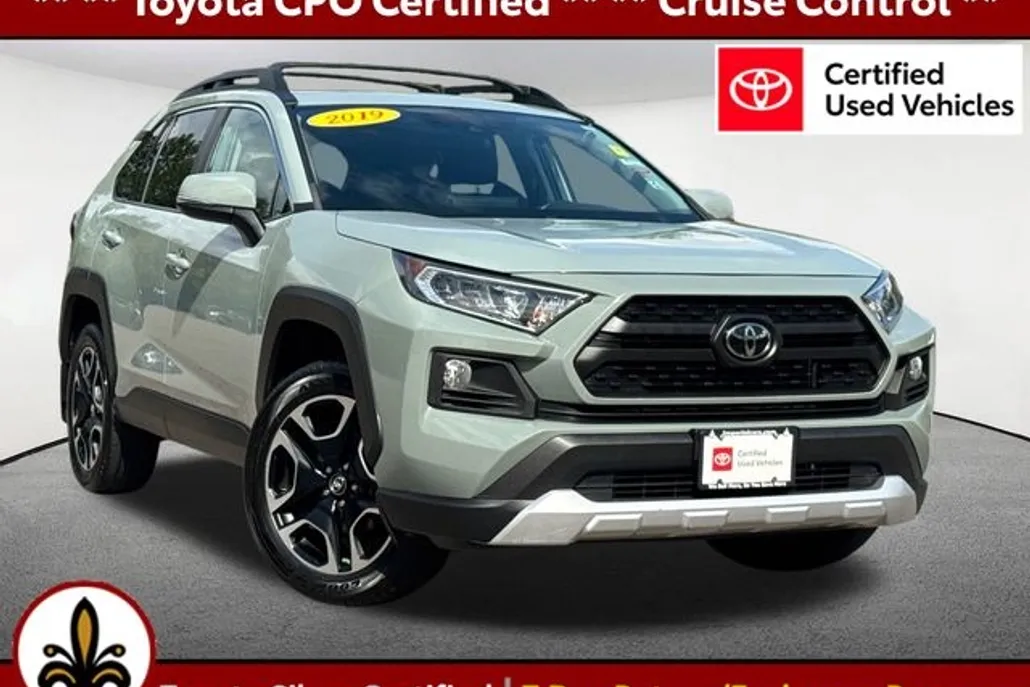 2019 Toyota RAV4 Adventure photo 1