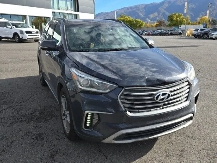 2017 Hyundai Santa Fe Limited Ultimate photo 1