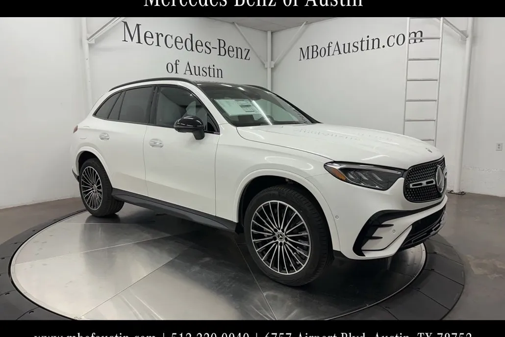 2026 Mercedes Benz GLC 300 photo 1