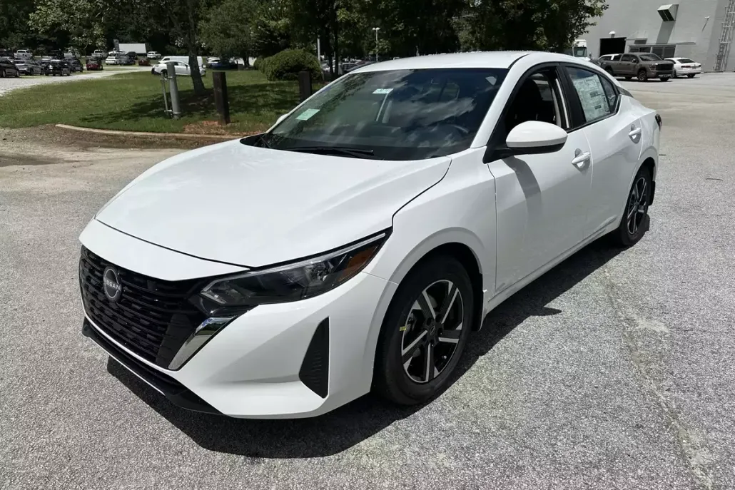 2025 Nissan Sentra SV photo 1