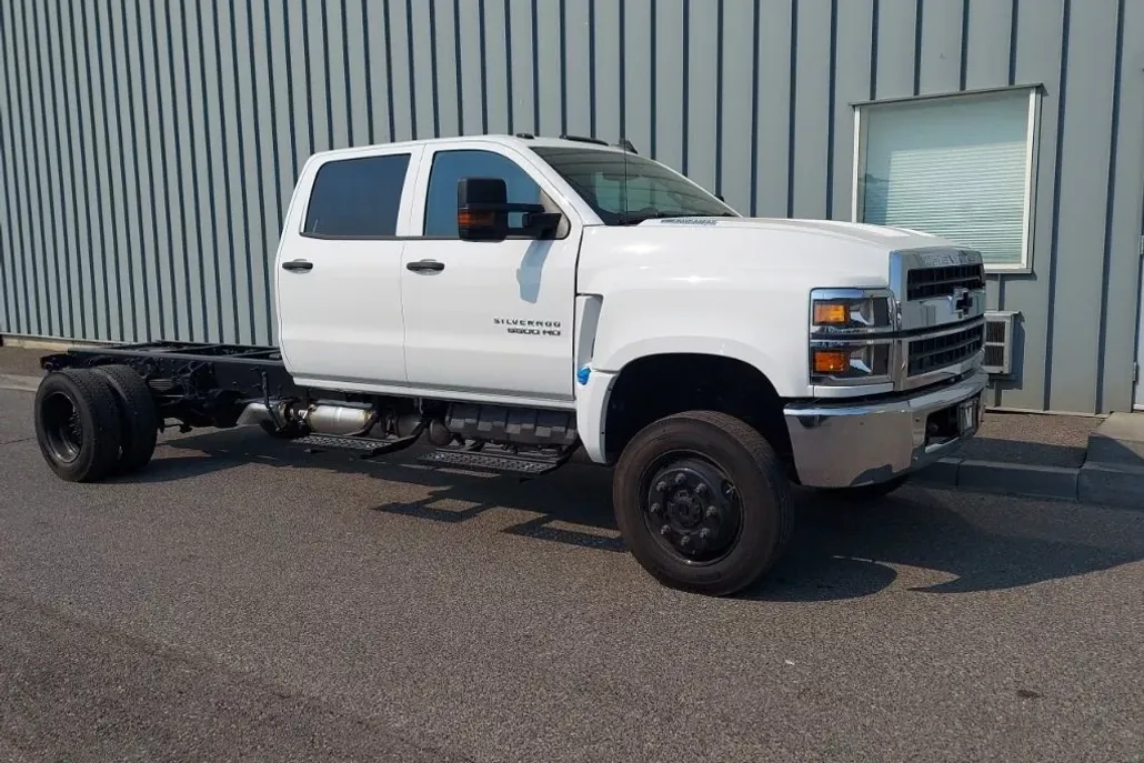 2024 Chevrolet Silverado 5500HD Work Truck photo 1