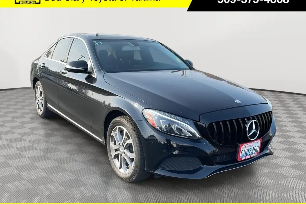 2015 Mercedes Benz C 300 photo 1