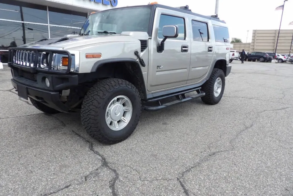 2005 Hummer H2 3/4 Ton photo 1