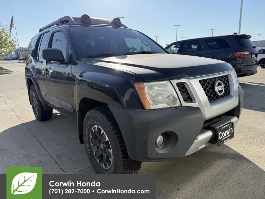 2015 Nissan Xterra PRO-4X photo 1