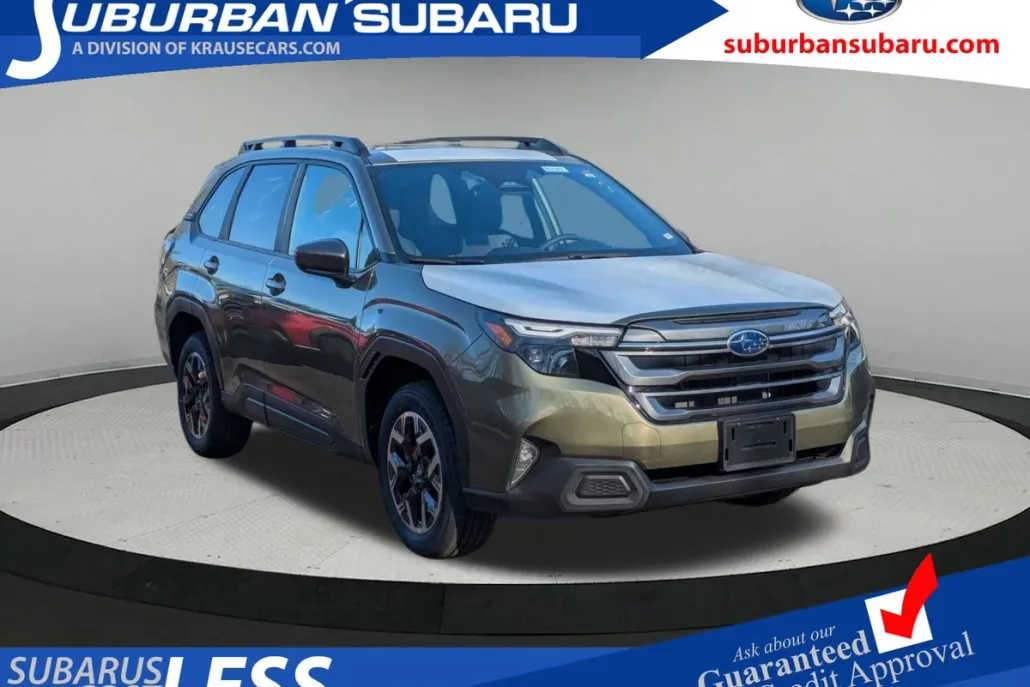 2025 Subaru Forester Premium photo 1