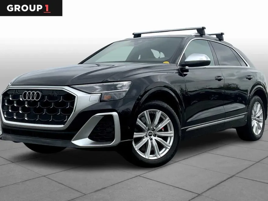 2025 Audi SQ8 Prestige photo 1