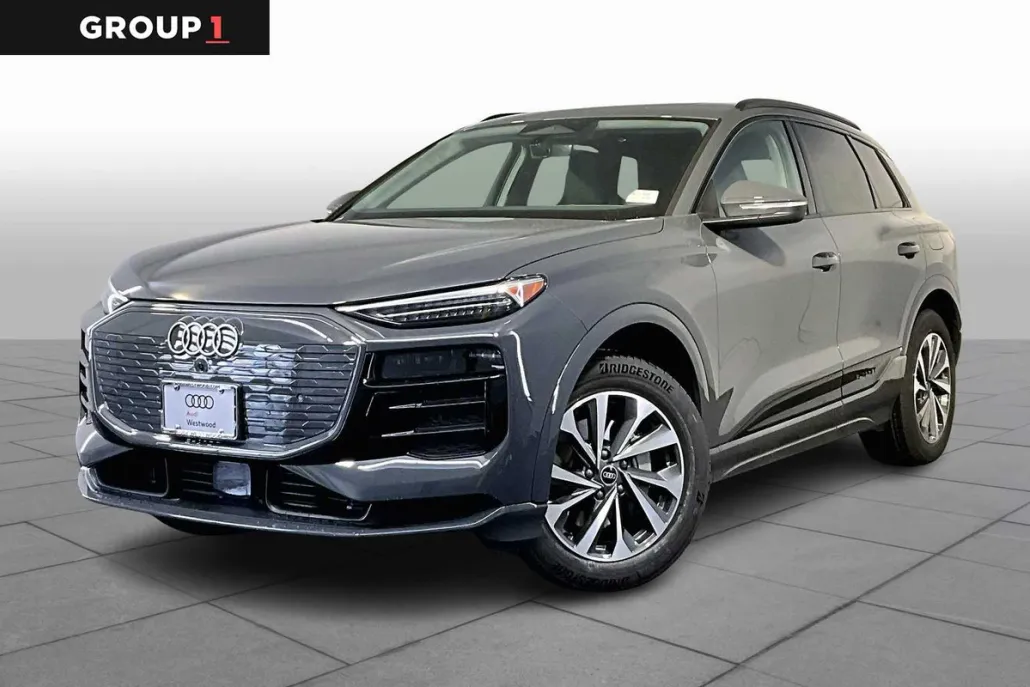 2025 Audi Q6 E-tron Premium Plus photo 1
