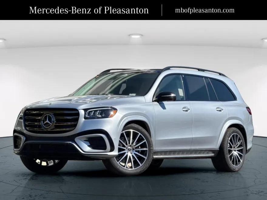 2026 Mercedes Benz GLS 450 4MATIC photo 1