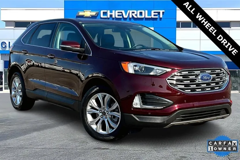 2024 Ford Edge Titanium photo 1