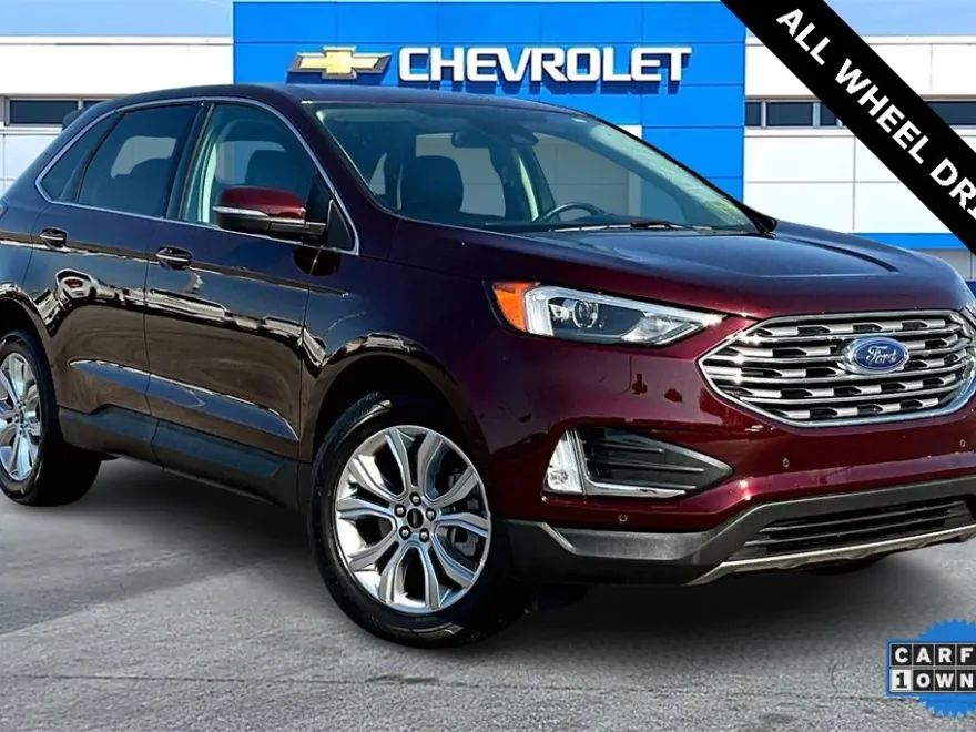 2024 Ford Edge Titanium photo 1