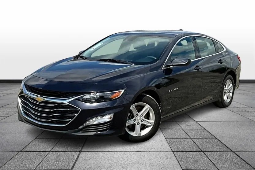 2023 Chevrolet Malibu 1LT photo 1