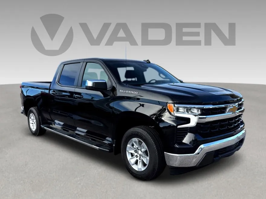 2024 Chevrolet Silverado 1500 LT photo 1