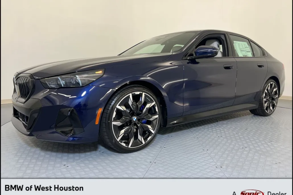 2026 Bmw 530i photo 1