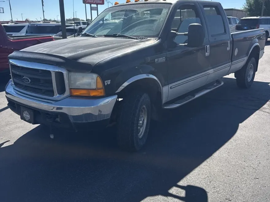 1999 Ford F-350 XLT photo 1