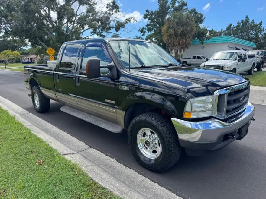 2003 Ford F-250 Lariat photo 1