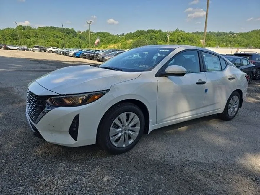 2025 Nissan Sentra S photo 1