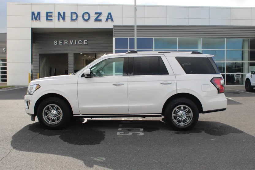 2019 Ford Expedition Limited photo 1
