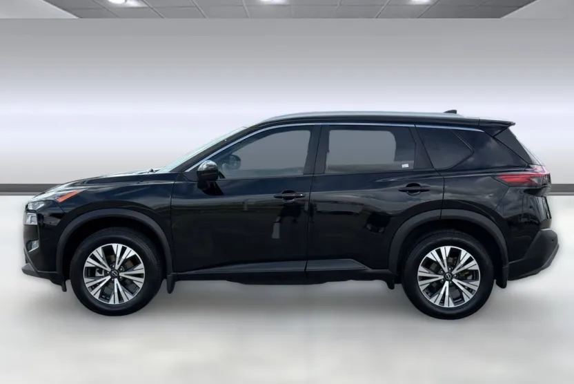 2022 Nissan Rogue SV photo 1