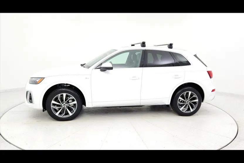 2023 Audi Q5 45 S line Premium Plus photo 1