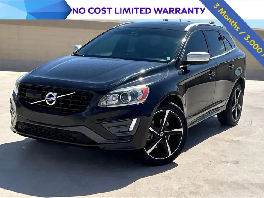 2016 Volvo XC60 T6 R-Design Platinum photo 1