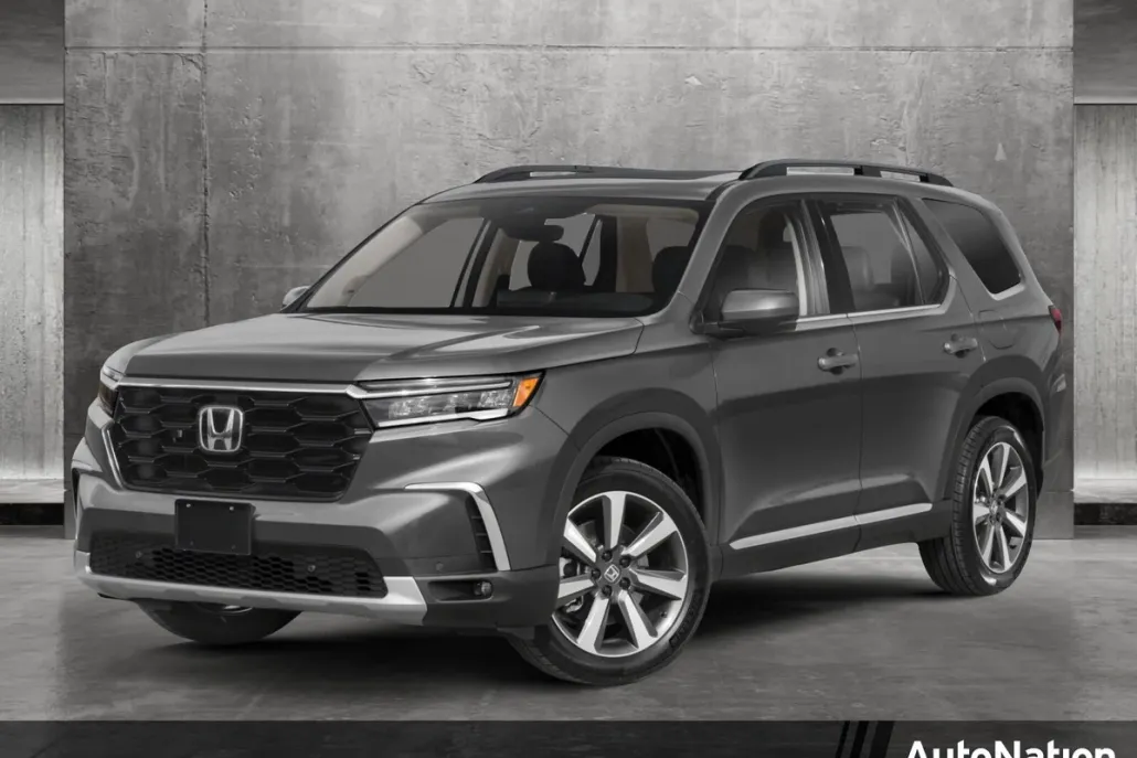 2024 Honda Pilot Touring photo 1