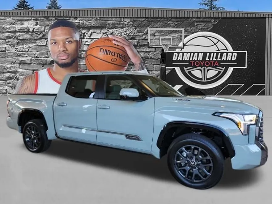2026 Toyota Tundra Platinum CrewMax photo 1
