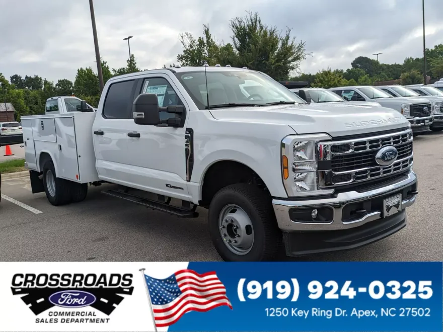2025 Ford F-350 XL photo 1